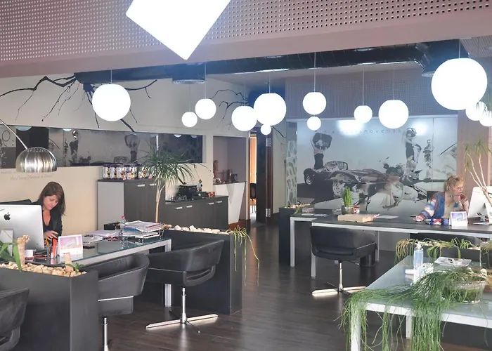 Apartamentos 16:9 Suites Almeria