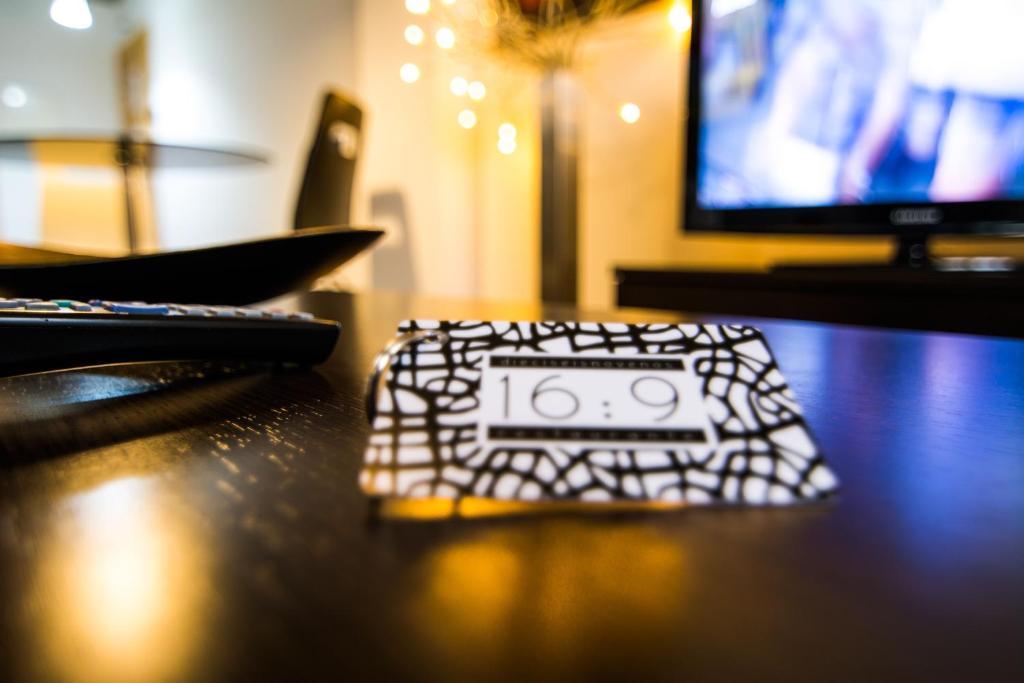 16:9 Apartment *