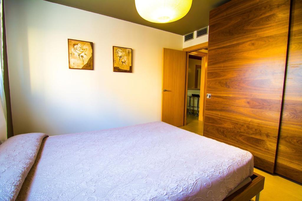 16:9 Apartment